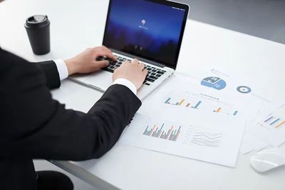 盤點(diǎn)本科五大“萬金油”專業(yè)，行業(yè)兼容性超高！工作不愁，跨界發(fā)展?jié)摿o限